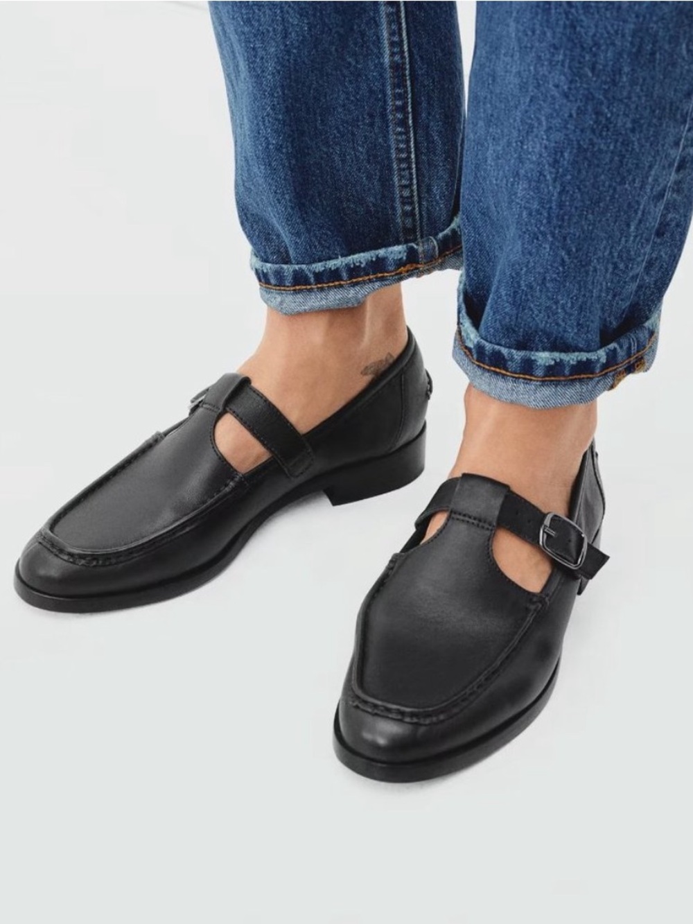 Everlane Black Leather T-Strap Loafers